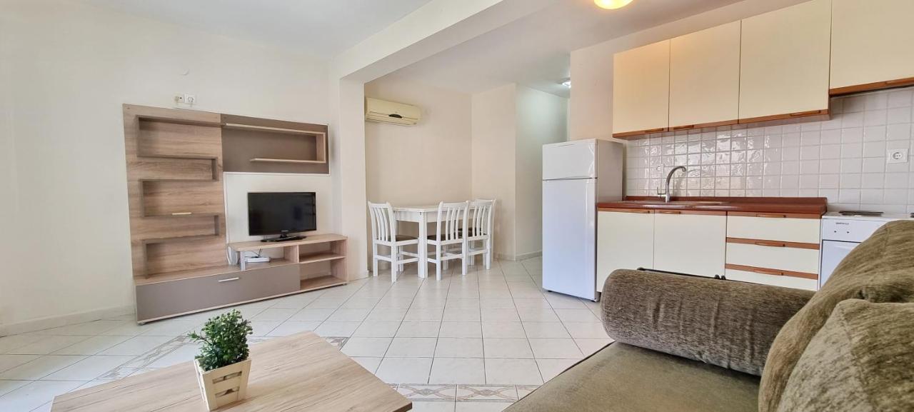 Bungalow White Apartments Polychrono Quarto foto